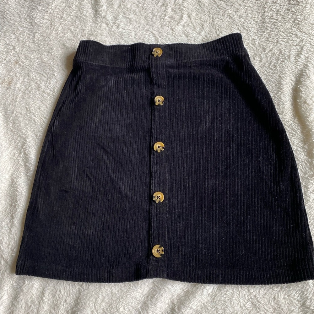 Wallflower• Black Skirt